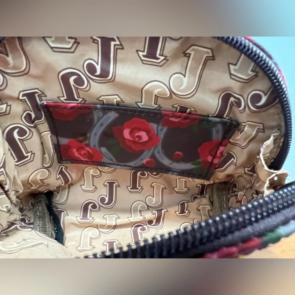 JUSTIN BOOTS NWT Western Dome Cosmetic Bag Horseshoe Roses Brown Red Pocket NEW